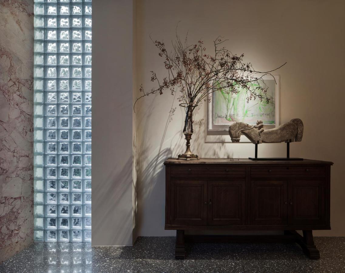 Wezo Hotel Kuanzhai Alley Chengdu-Breakfast Till 12Noon-Lv City Guide Recommended Hotel Buitenkant foto